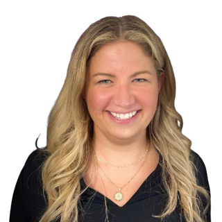 Headshot of Amy Svean